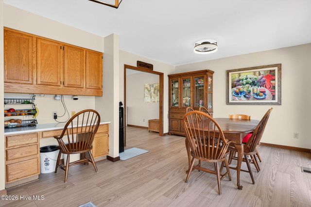 4020 Forest Lake Drive SW, Shallotte, NC 28470