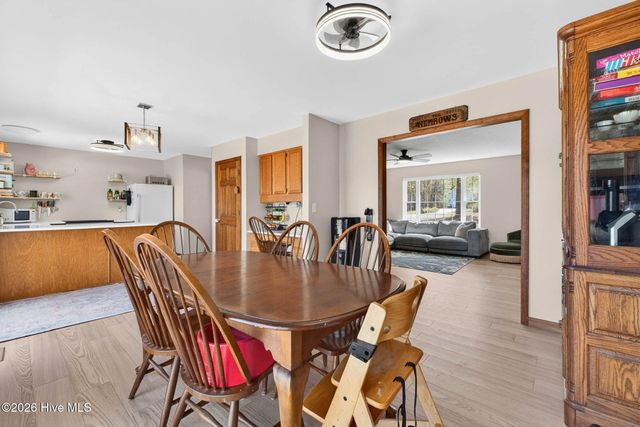 4020 Forest Lake Drive SW, Shallotte, NC 28470