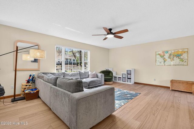 4020 Forest Lake Drive SW, Shallotte, NC 28470