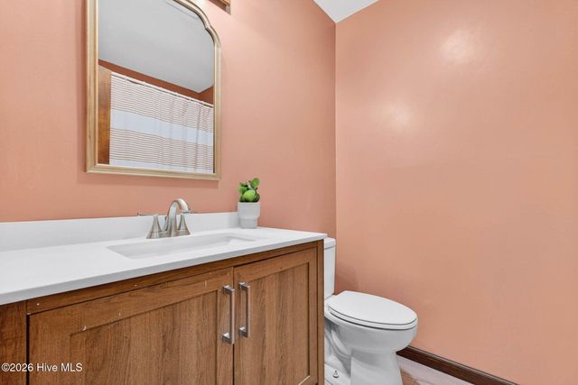 4020 Forest Lake Drive SW, Shallotte, NC 28470