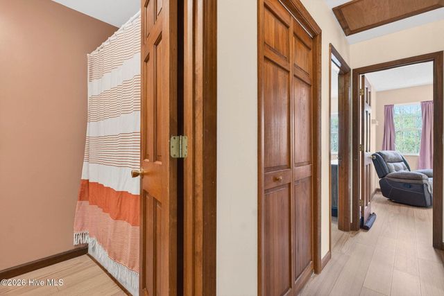 4020 Forest Lake Drive SW, Shallotte, NC 28470