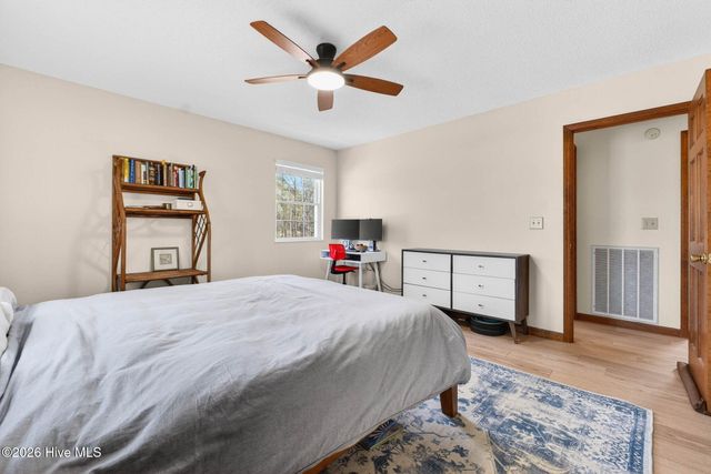 4020 Forest Lake Drive SW, Shallotte, NC 28470