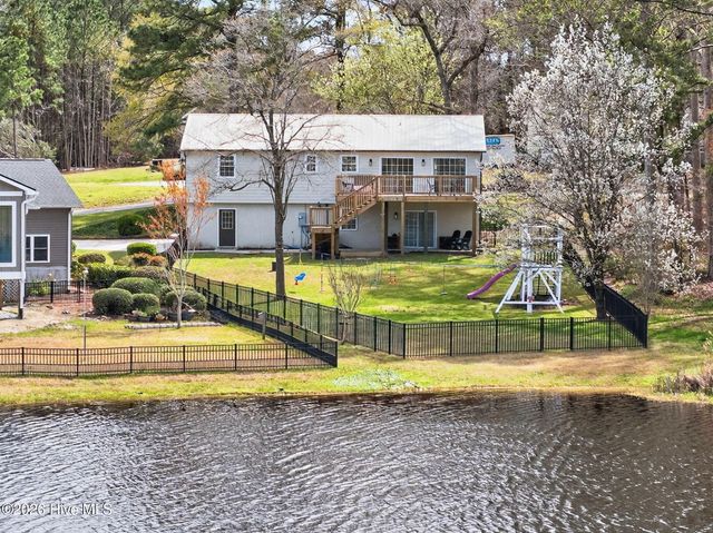 4020 Forest Lake Drive SW, Shallotte, NC 28470