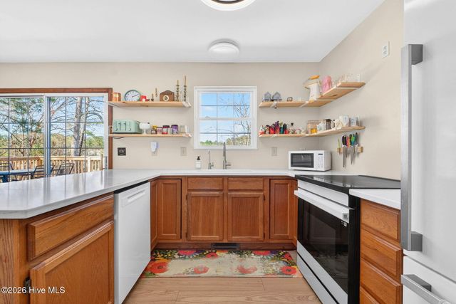 4020 Forest Lake Drive SW, Shallotte, NC 28470