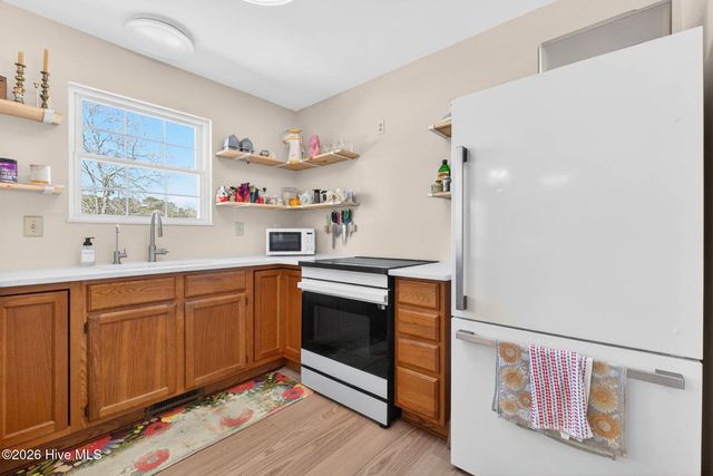 4020 Forest Lake Drive SW, Shallotte, NC 28470