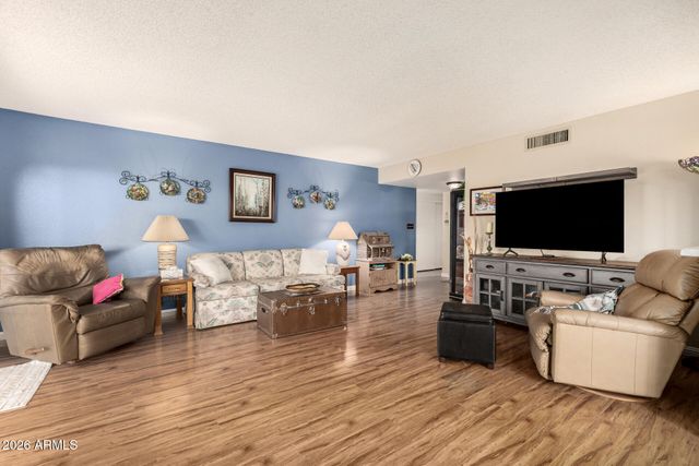 25820 S TEXAS Court, Sun Lakes, AZ 85248