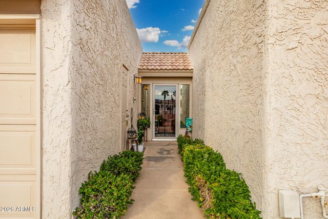 25820 S TEXAS Court, Sun Lakes, AZ 85248