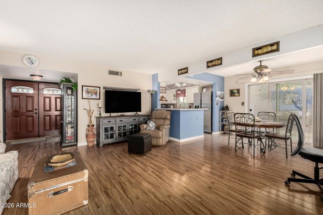 25820 S TEXAS Court, Sun Lakes, AZ 85248