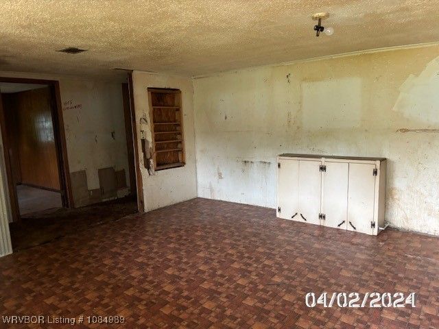 1312 E Highland Avenue, Wister, OK 74966