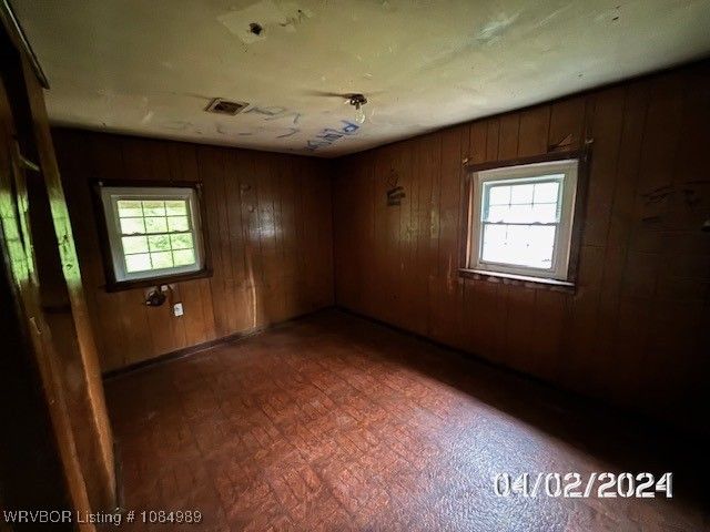 1312 E Highland Avenue, Wister, OK 74966