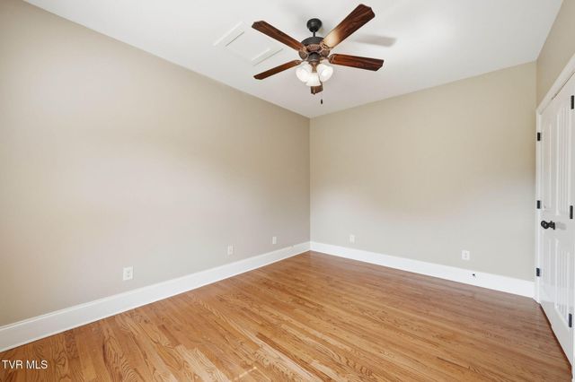 177 Sunset Meadows Court, Gray, TN 37615