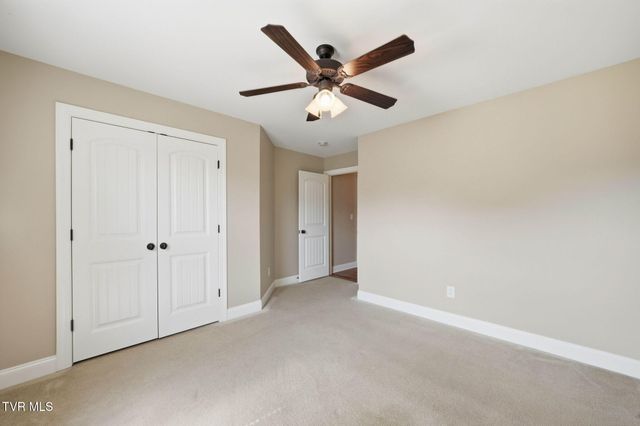 177 Sunset Meadows Court, Gray, TN 37615