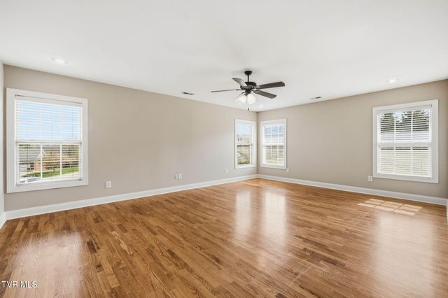 177 Sunset Meadows Court, Gray, TN 37615