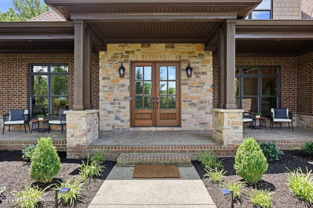 3214 Falls Park Pl, Louisville, KY 40222