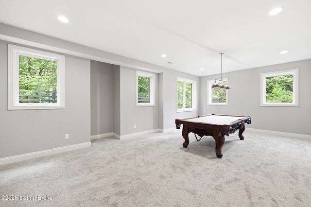 3214 Falls Park Pl, Louisville, KY 40222
