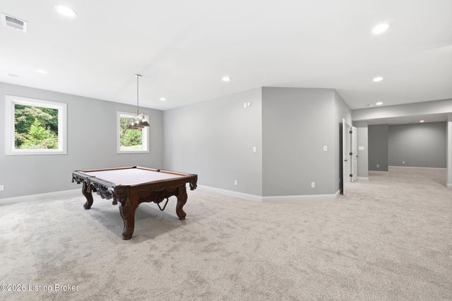 3214 Falls Park Pl, Louisville, KY 40222