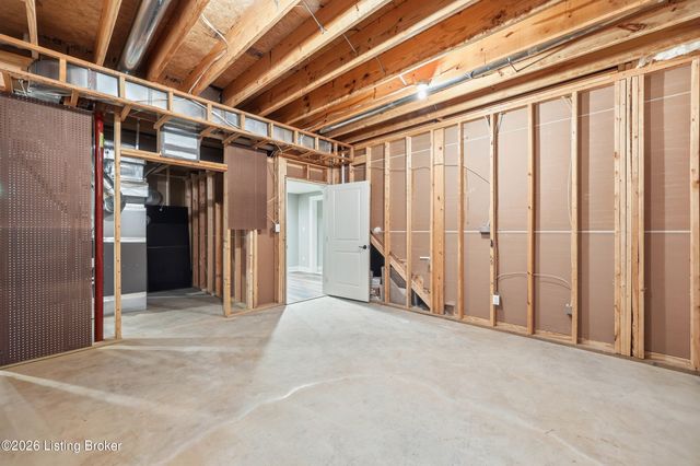 3214 Falls Park Pl, Louisville, KY 40222