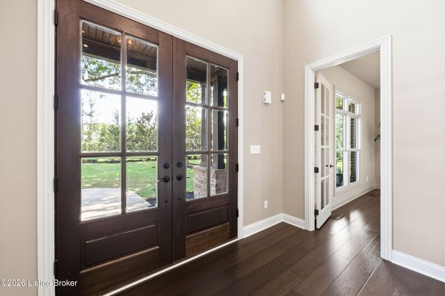 3214 Falls Park Pl, Louisville, KY 40222