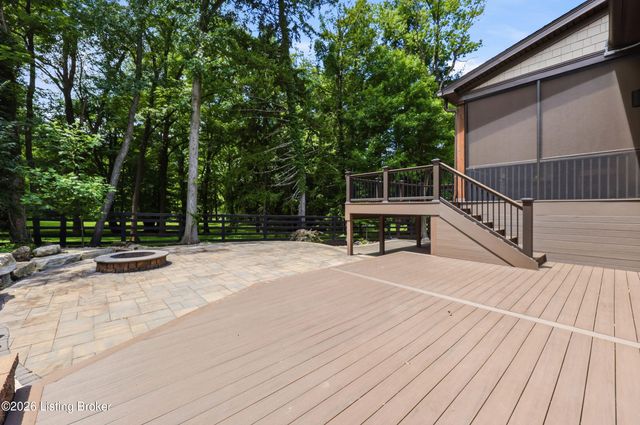 3214 Falls Park Pl, Louisville, KY 40222