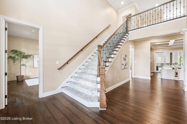 3214 Falls Park Pl, Louisville, KY 40222