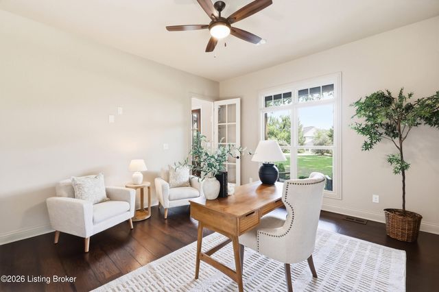 3214 Falls Park Pl, Louisville, KY 40222