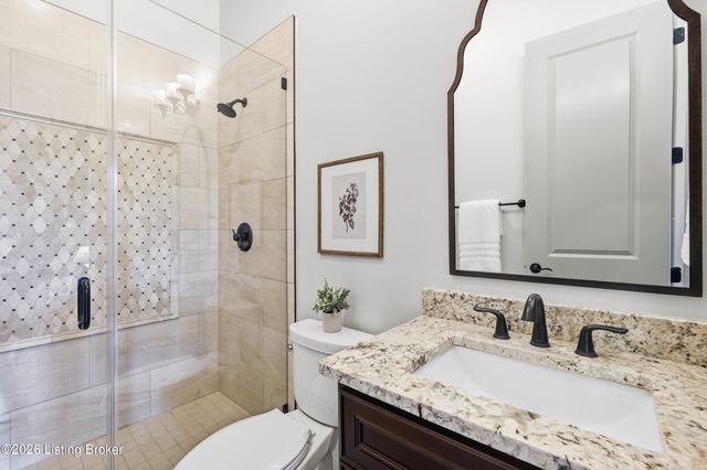 3214 Falls Park Pl, Louisville, KY 40222