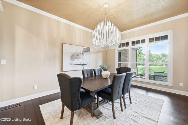 3214 Falls Park Pl, Louisville, KY 40222