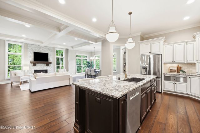 3214 Falls Park Pl, Louisville, KY 40222