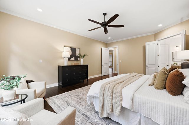 3214 Falls Park Pl, Louisville, KY 40222