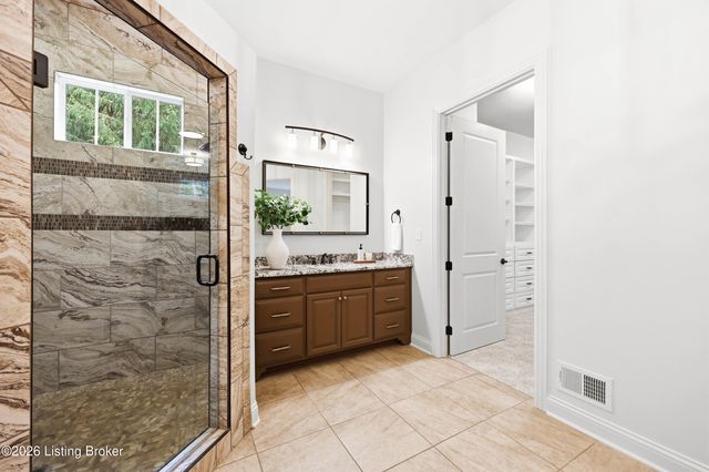 3214 Falls Park Pl, Louisville, KY 40222