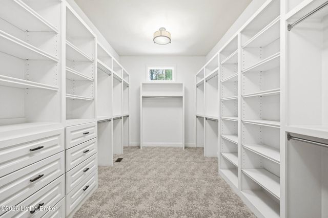 3214 Falls Park Pl, Louisville, KY 40222