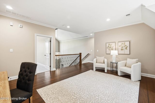 3214 Falls Park Pl, Louisville, KY 40222