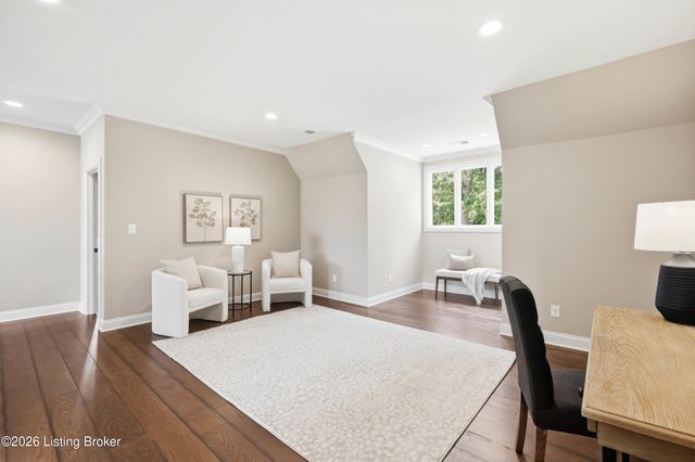 3214 Falls Park Pl, Louisville, KY 40222