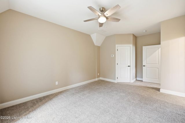 3214 Falls Park Pl, Louisville, KY 40222