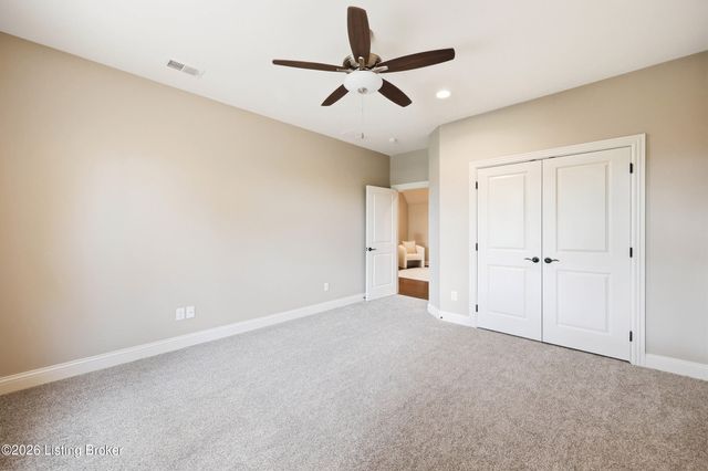 3214 Falls Park Pl, Louisville, KY 40222
