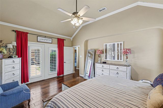 2261 Hideaway Pointe Drive, Little Elm, TX 75068
