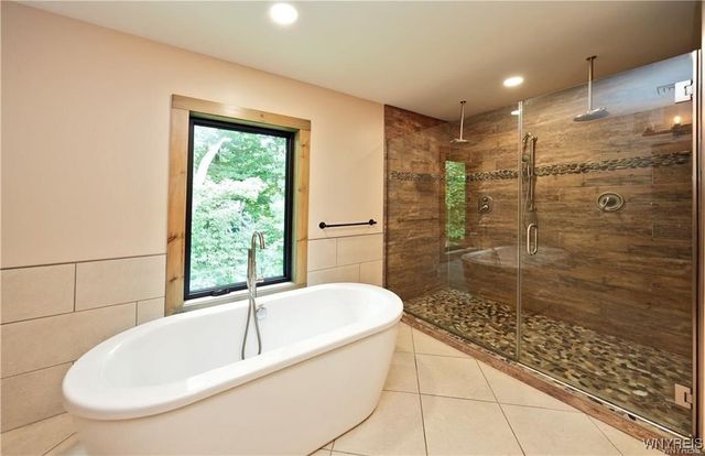 11920 Old Hanford Road, Hanover, NY 14136