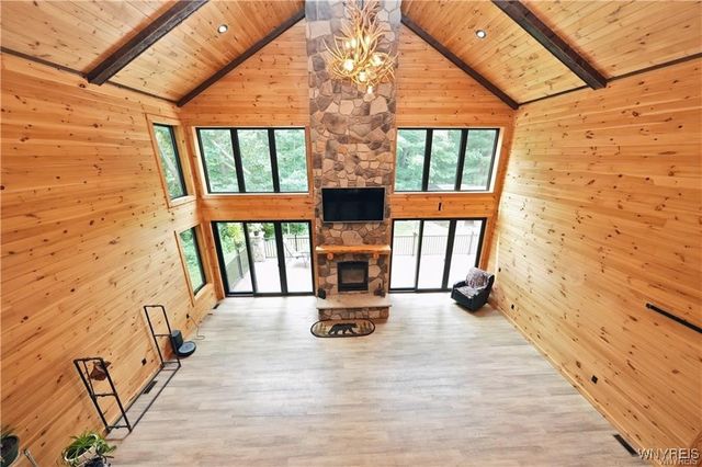 11920 Old Hanford Road, Hanover, NY 14136