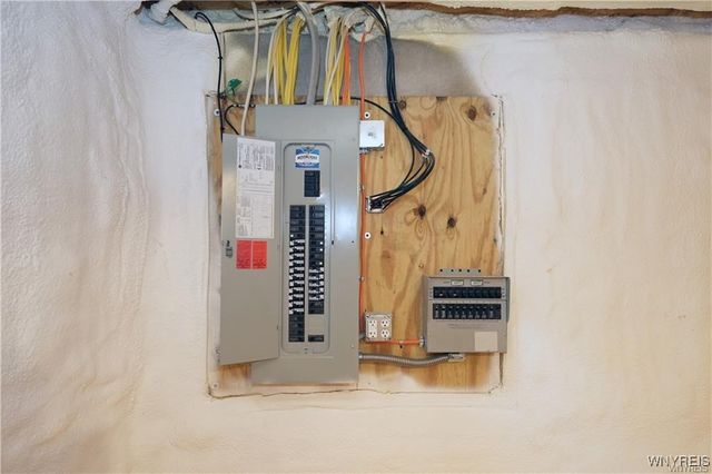 11920 Old Hanford Road, Hanover, NY 14136