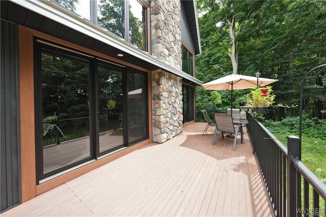 11920 Old Hanford Road, Hanover, NY 14136