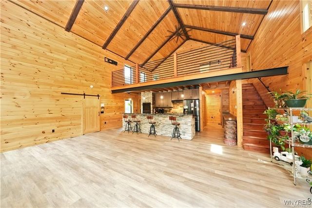 11920 Old Hanford Road, Hanover, NY 14136