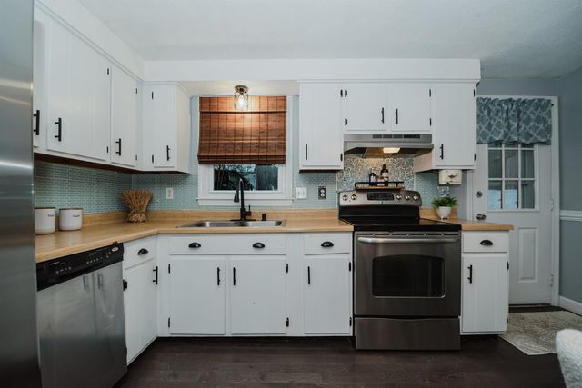 81 Theophile Street, Manchester, NH 03102