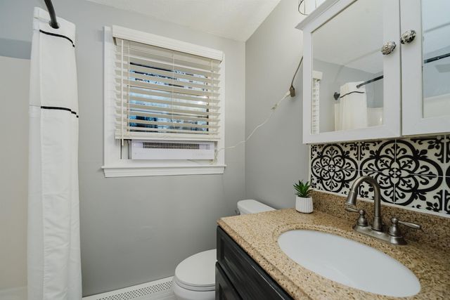 81 Theophile Street, Manchester, NH 03102