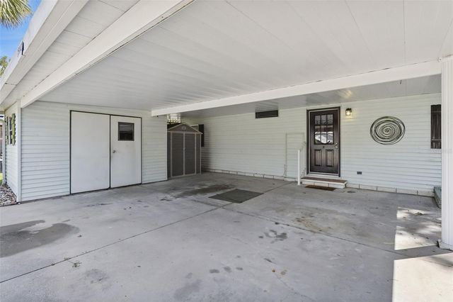 25040 BETTON HILL, Leesburg, FL 34748