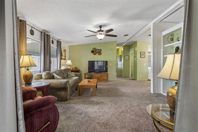 25040 BETTON HILL, Leesburg, FL 34748