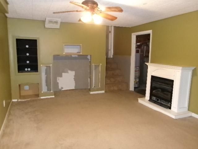 618 NW Kay Drive, Lee's Summit, MO 64063