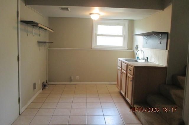 618 NW Kay Drive, Lee's Summit, MO 64063