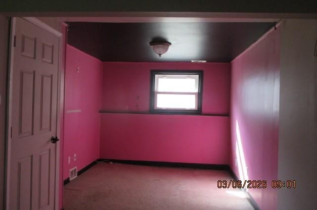 618 NW Kay Drive, Lee's Summit, MO 64063