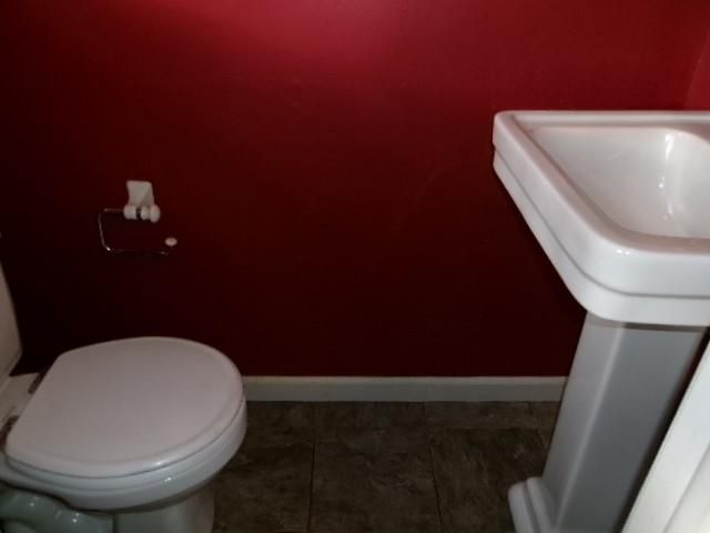 618 NW Kay Drive, Lee's Summit, MO 64063