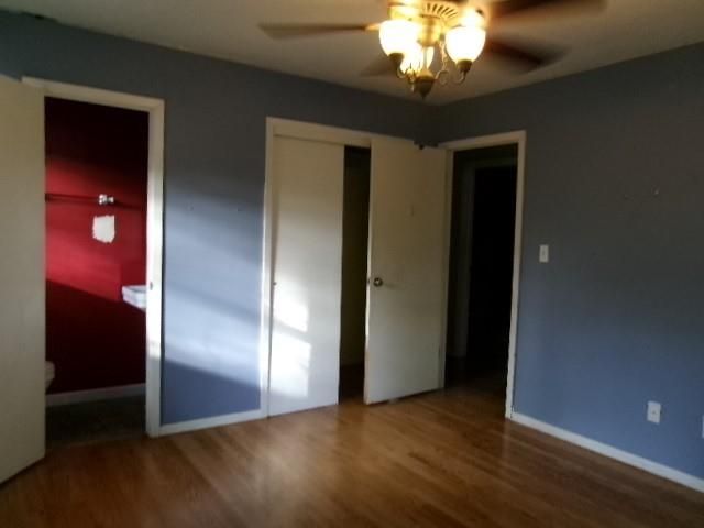 618 NW Kay Drive, Lee's Summit, MO 64063